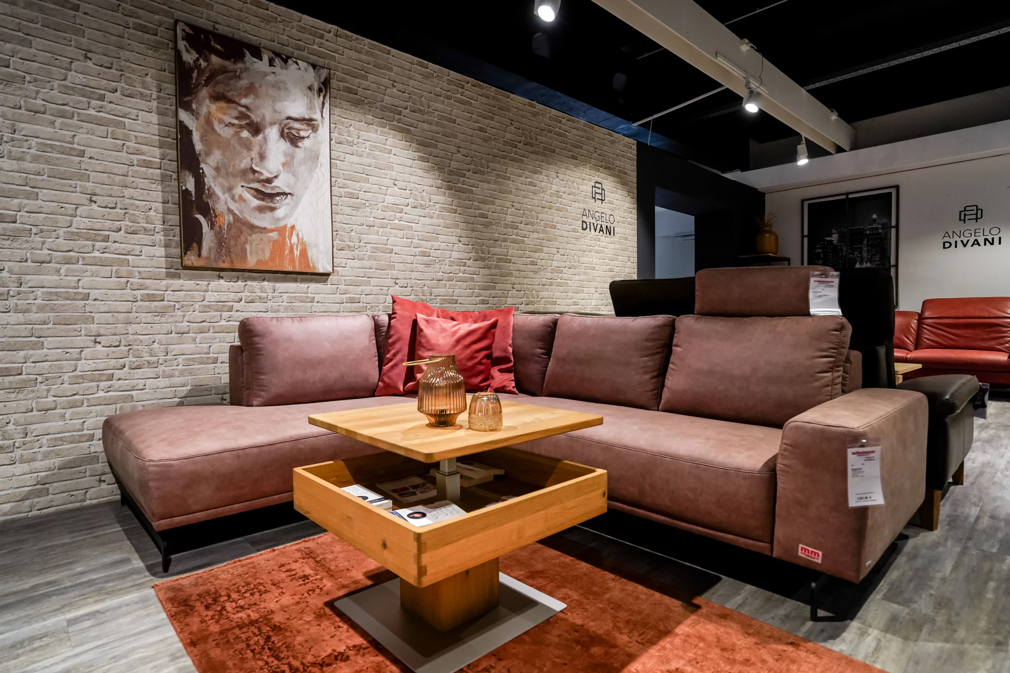 moebelmeyer-angelo-divani-ledersofa-rose-cognac-backstein